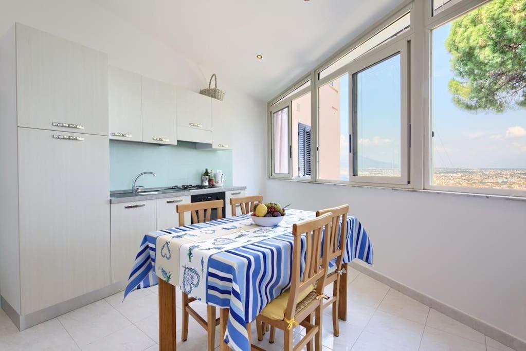 Casa Panoramica Daire Castellammare di Stabia Dış mekan fotoğraf
