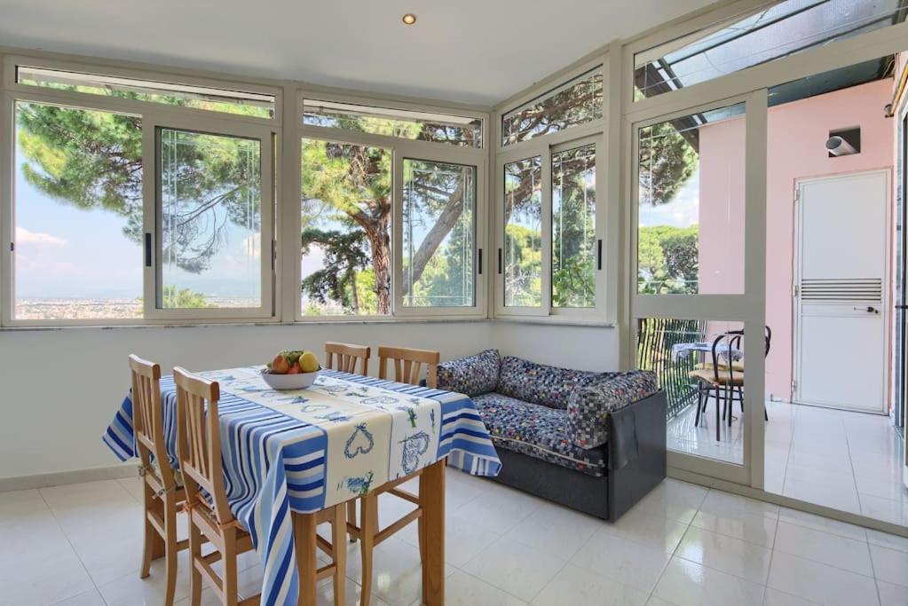 Casa Panoramica Daire Castellammare di Stabia Dış mekan fotoğraf
