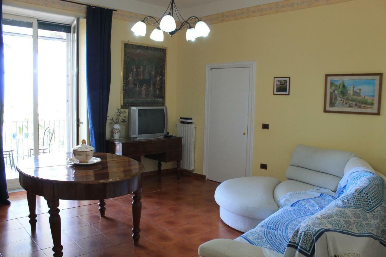 Casa Panoramica Daire Castellammare di Stabia Dış mekan fotoğraf