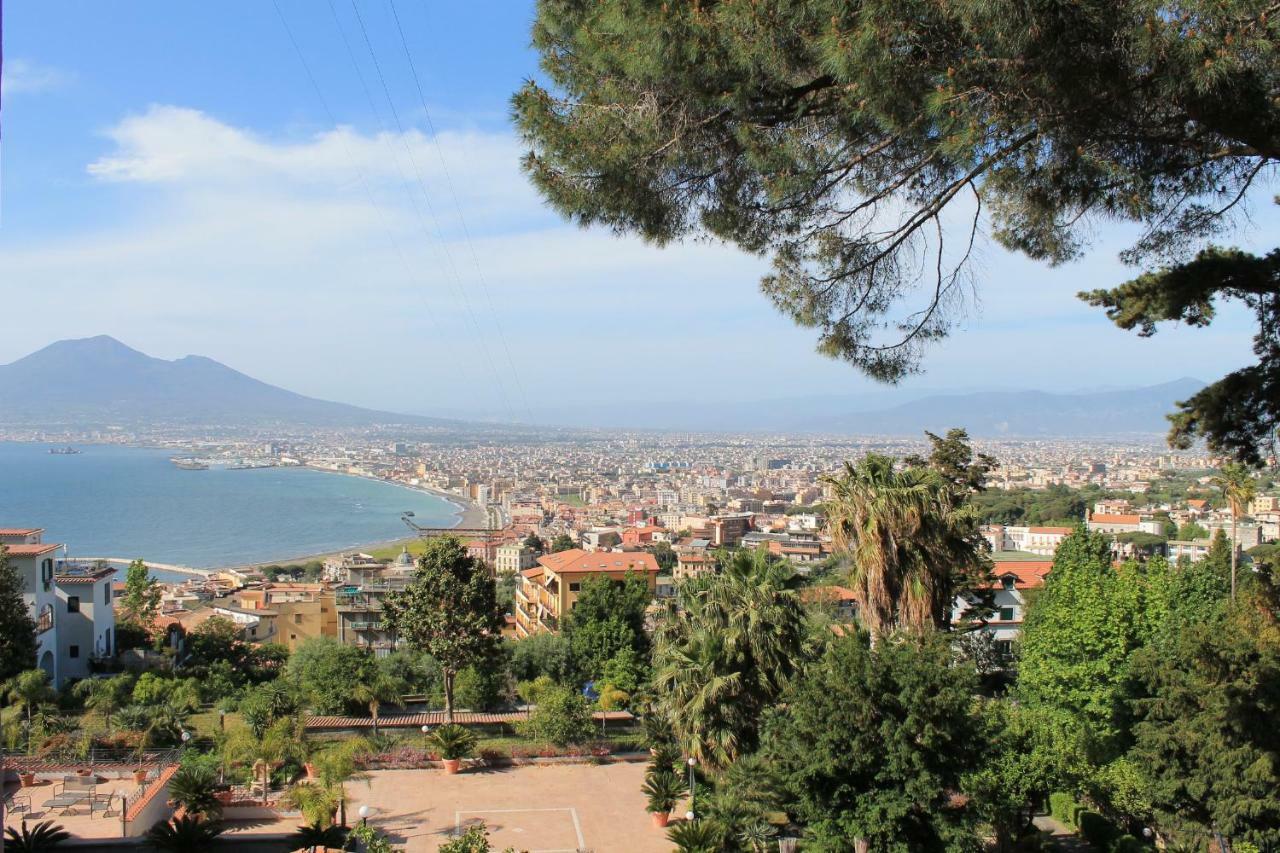 Casa Panoramica Daire Castellammare di Stabia Dış mekan fotoğraf